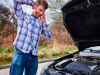 ¿Qué hacer cuando un carro no arranca?
