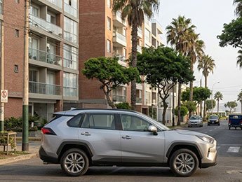 Altura libre al suelo de los SUV: qué es y cómo influye en la conducción